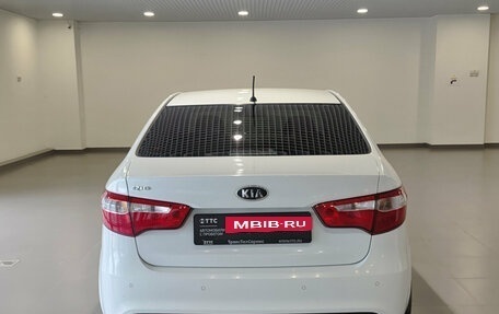 KIA Rio III рестайлинг, 2011 год, 750 000 рублей, 6 фотография