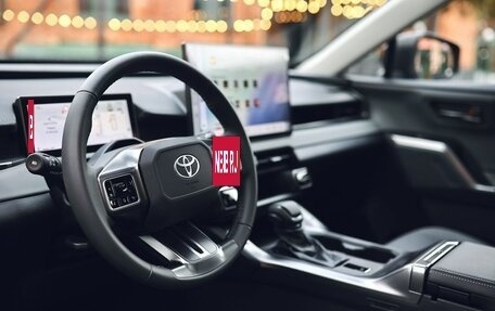 Toyota RAV4, 2026 год, 4 100 000 рублей, 15 фотография