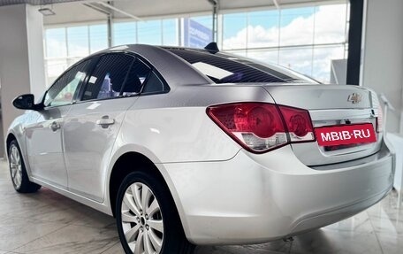 Chevrolet Cruze II, 2011 год, 679 000 рублей, 4 фотография