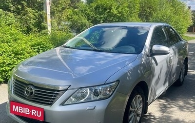 Toyota Camry, 2014 год, 1 880 000 рублей, 1 фотография