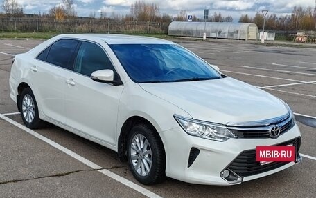 Toyota Camry, 2016 год, 1 600 000 рублей, 6 фотография