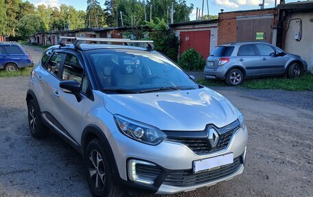 Renault Kaptur I рестайлинг, 2017 год, 1 275 000 рублей, 4 фотография