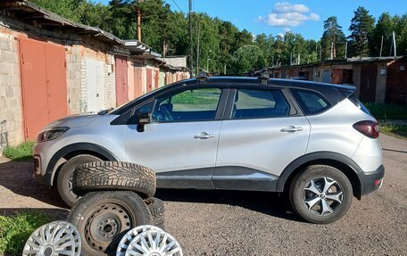 Renault Kaptur I рестайлинг, 2017 год, 1 275 000 рублей, 7 фотография