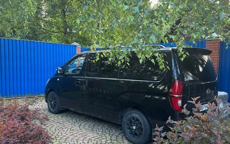Hyundai H-1 II рестайлинг, 2009 год, 1 600 000 рублей, 6 фотография