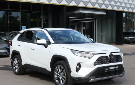 Toyota RAV4, 2022 год, 3 650 000 рублей, 3 фотография