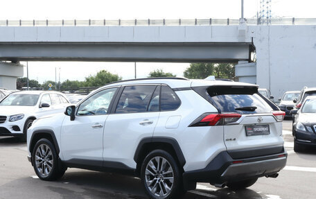 Toyota RAV4, 2022 год, 3 650 000 рублей, 8 фотография