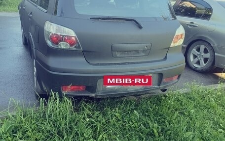 Mitsubishi Outlander III рестайлинг 3, 2007 год, 446 000 рублей, 2 фотография