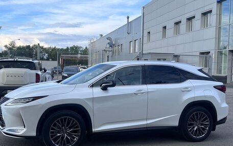Lexus RX IV рестайлинг, 2019 год, 5 170 000 рублей, 3 фотография