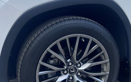 Lexus RX IV рестайлинг, 2019 год, 5 170 000 рублей, 9 фотография