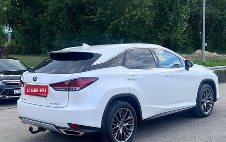 Lexus RX IV рестайлинг, 2019 год, 5 170 000 рублей, 7 фотография
