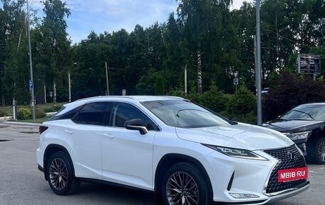 Lexus RX IV рестайлинг, 2019 год, 5 170 000 рублей, 2 фотография