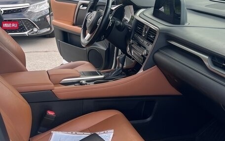 Lexus RX IV рестайлинг, 2019 год, 5 170 000 рублей, 17 фотография