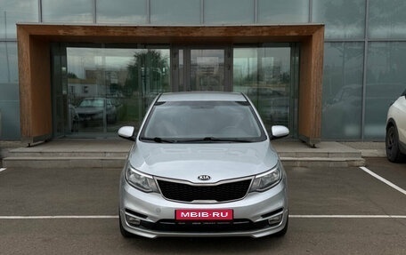 KIA Rio III рестайлинг, 2016 год, 1 030 000 рублей, 2 фотография