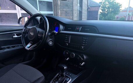 KIA Rio IV, 2017 год, 1 170 000 рублей, 2 фотография