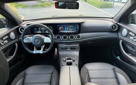 Mercedes-Benz E-Класс AMG, 2019 год, 7 200 000 рублей, 15 фотография