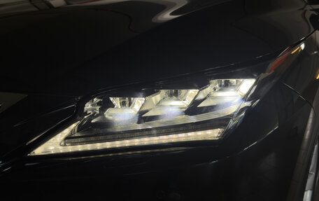 Lexus RX IV рестайлинг, 2017 год, 4 650 000 рублей, 12 фотография