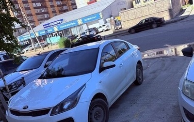 KIA Rio IV, 2018 год, 900 000 рублей, 1 фотография
