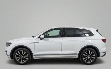Volkswagen Touareg III, 2018 год, 5 200 000 рублей, 3 фотография