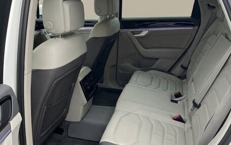 Volkswagen Touareg III, 2018 год, 5 200 000 рублей, 10 фотография