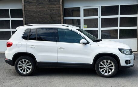 Volkswagen Tiguan I, 2011 год, 1 295 000 рублей, 3 фотография
