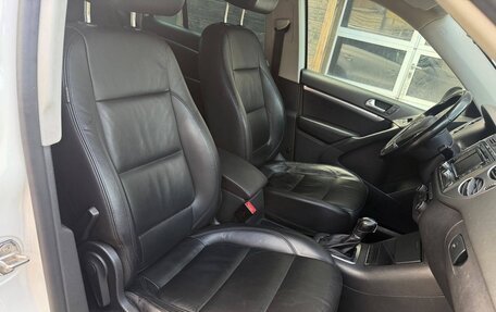 Volkswagen Tiguan I, 2011 год, 1 295 000 рублей, 24 фотография