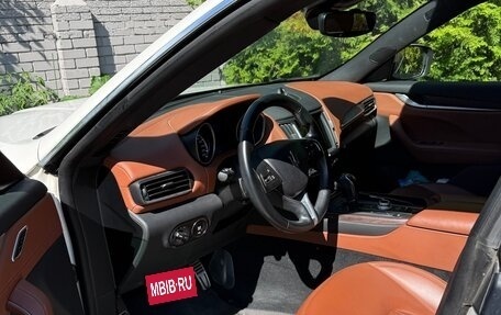 Maserati Levante I, 2017 год, 4 400 000 рублей, 4 фотография