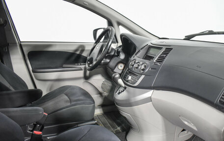 Mitsubishi Grandis, 2008 год, 659 000 рублей, 14 фотография