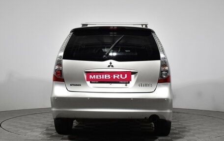 Mitsubishi Grandis, 2008 год, 659 000 рублей, 7 фотография