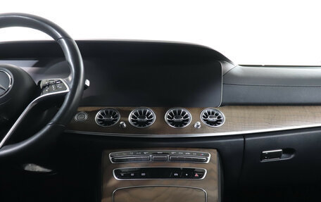 Mercedes-Benz E-Класс, 2021 год, 4 449 900 рублей, 15 фотография