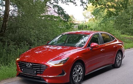 Hyundai Sonata VIII, 2019 год, 2 200 000 рублей, 2 фотография