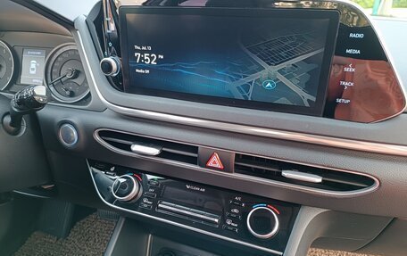 Hyundai Sonata VIII, 2019 год, 2 200 000 рублей, 21 фотография