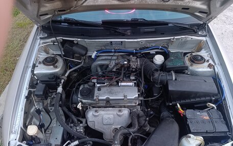 Mitsubishi Carisma I, 2003 год, 400 000 рублей, 7 фотография