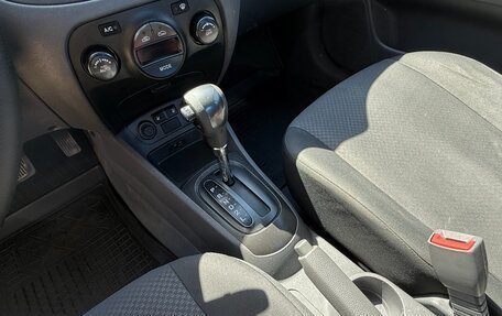 KIA Rio II, 2011 год, 550 000 рублей, 25 фотография