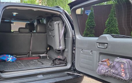 Toyota Land Cruiser Prado 120 рестайлинг, 2004 год, 1 978 000 рублей, 12 фотография
