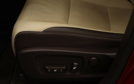 Lexus RX IV рестайлинг, 2018 год, 4 250 000 рублей, 26 фотография