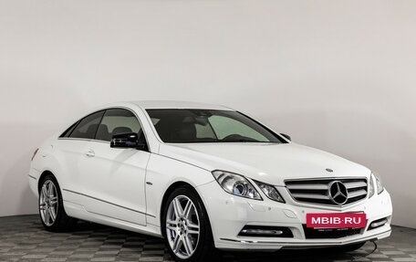 Mercedes-Benz E-Класс, 2011 год, 1 349 000 рублей, 3 фотография
