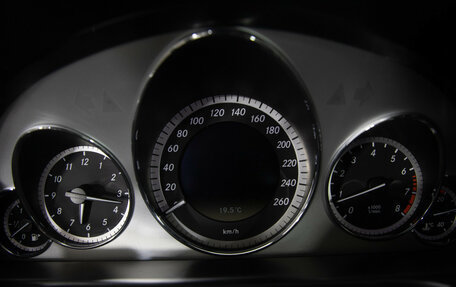 Mercedes-Benz E-Класс, 2011 год, 1 349 000 рублей, 14 фотография