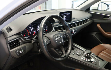 Audi A4, 2019 год, 2 730 000 рублей, 8 фотография