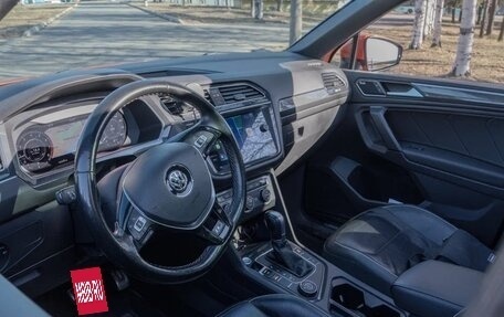 Volkswagen Tiguan II, 2018 год, 2 999 999 рублей, 10 фотография
