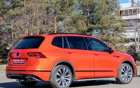 Volkswagen Tiguan II, 2018 год, 2 999 999 рублей, 14 фотография
