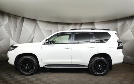 Toyota Land Cruiser Prado 150 рестайлинг 2, 2021 год, 4 955 000 рублей, 5 фотография