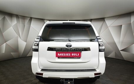 Toyota Land Cruiser Prado 150 рестайлинг 2, 2021 год, 4 955 000 рублей, 8 фотография