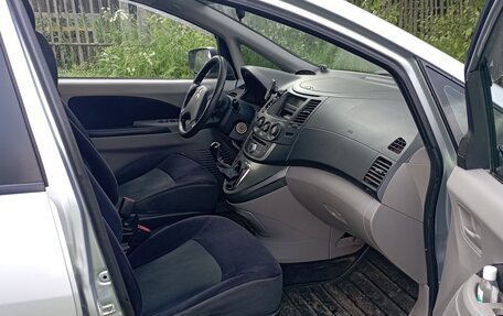 Mitsubishi Grandis, 2007 год, 500 000 рублей, 3 фотография