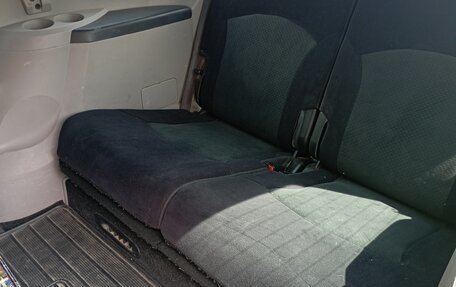 Mitsubishi Grandis, 2007 год, 500 000 рублей, 10 фотография