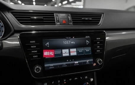 Skoda Superb III рестайлинг, 2018 год, 2 500 000 рублей, 14 фотография