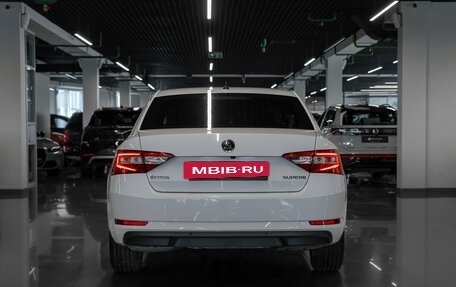 Skoda Superb III рестайлинг, 2018 год, 2 500 000 рублей, 6 фотография