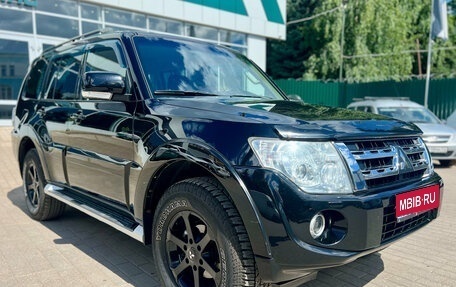 Mitsubishi Pajero IV, 2013 год, 2 199 000 рублей, 1 фотография