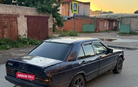 Mercedes-Benz 190 (W201), 1983 год, 100 000 рублей, 3 фотография