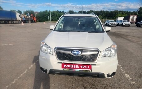 Subaru Forester, 2015 год, 1 950 000 рублей, 10 фотография