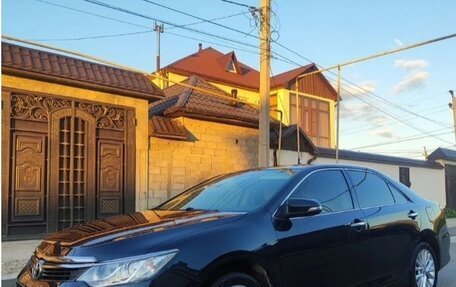 Toyota Camry, 2015 год, 2 100 000 рублей, 2 фотография